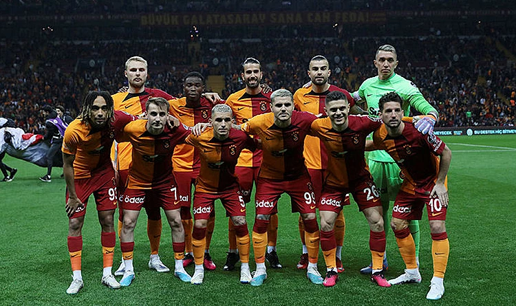 Galatasaray’da köstebek bulundu: O isim yollar ayrıldı