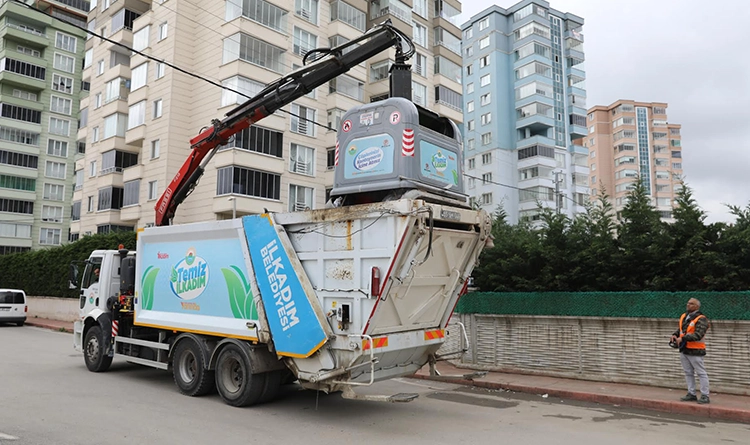 Sokak sokak temizlik: İlkadım’da yoğun çalışma